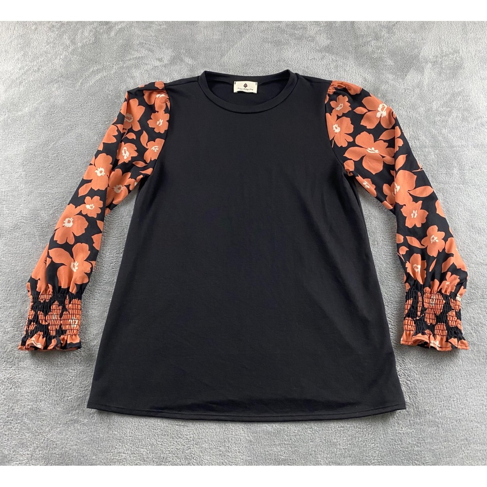 Betseys Boutique Shop Les Amis Black Orange Floral Smocked Sleeve Top L‎